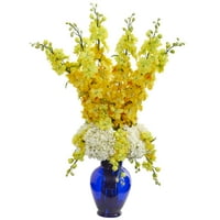 Szinte természetes delphinium és hortenzia mesterséges elrendezés kék vázában